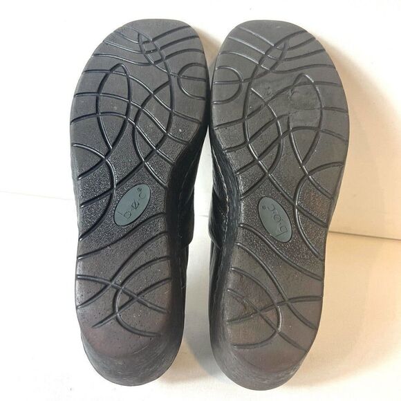 BOC Born Concept Womens Size 10 M Black Tooled Leather Slip On Wedge Clogs Shoes - Picture 9 of 11